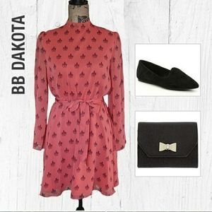 NWT BB Dakota Long Bell Sleeve Mini Dress